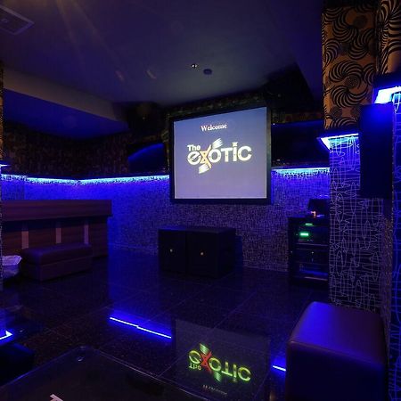 The L Hotel Entertainment Batam Экстерьер фото